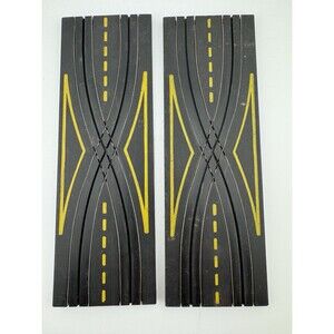 VTG Lionel 5404 9inch change over criss-cross track (lot of 2) HO-scale slot car